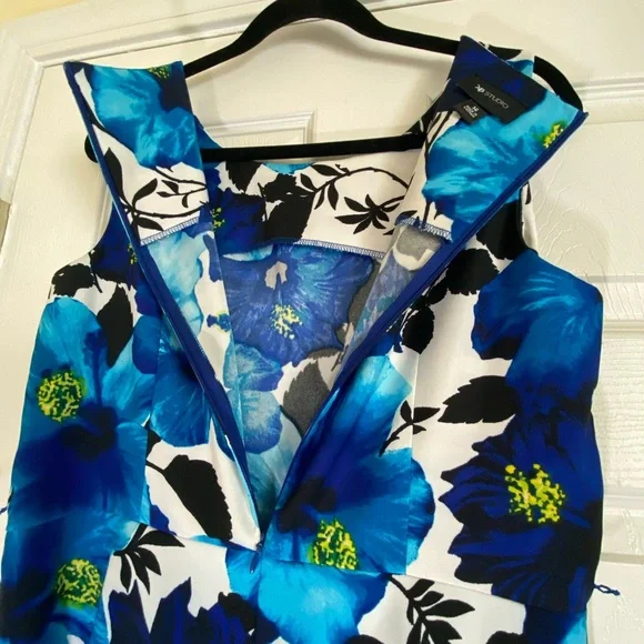 Sleeveless AB Studio Blue Floral Dress - Picture 10 of 16